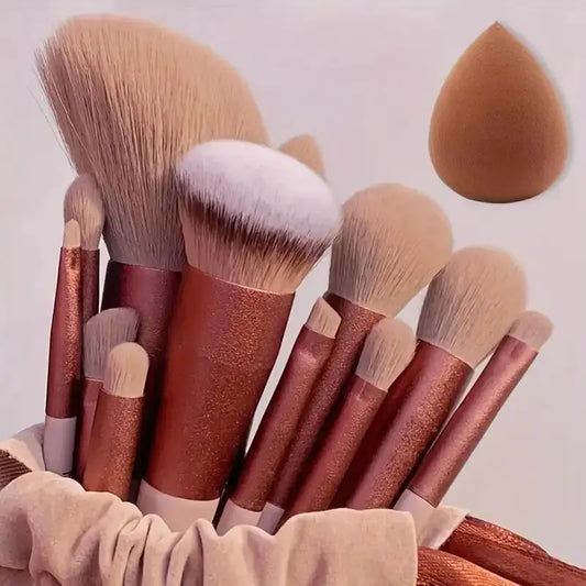 Makeup Brush Set: Soft and Fluffy