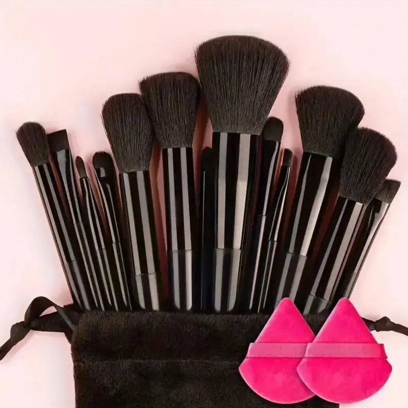 Makeup Brush Set: Soft and Fluffy