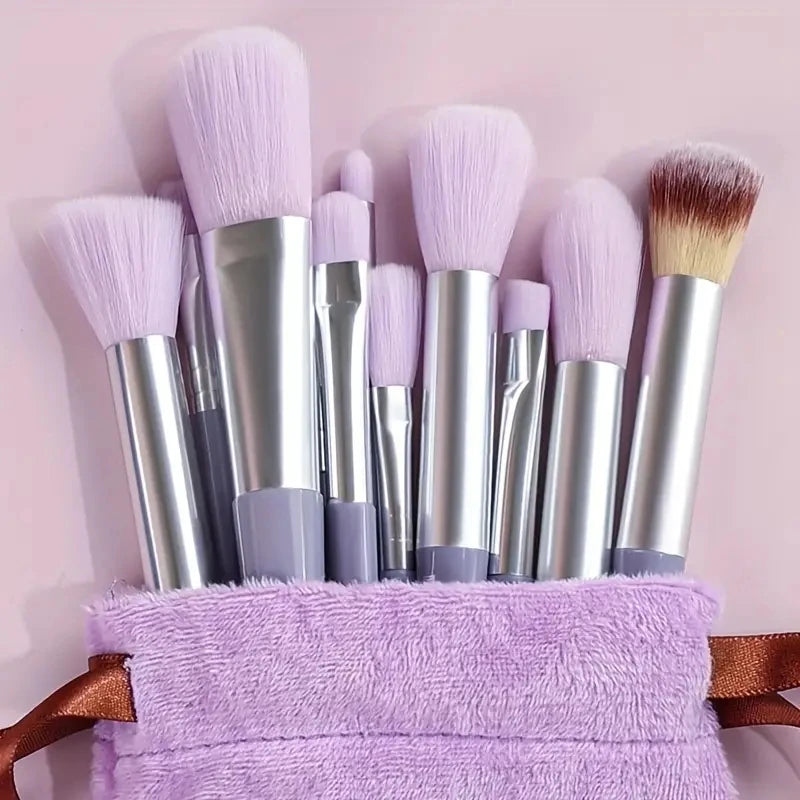 Makeup Brush Set: Soft and Fluffy